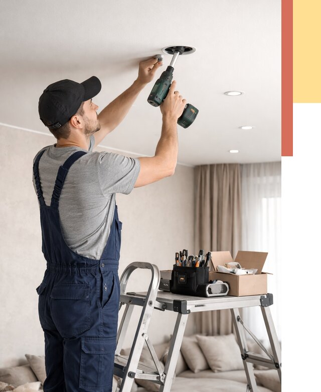 Установка и монтаж точечных светильников в натяжной потолок в Выборге от 1840 руб. | ОТДЕЛОЧНИК-Вбр